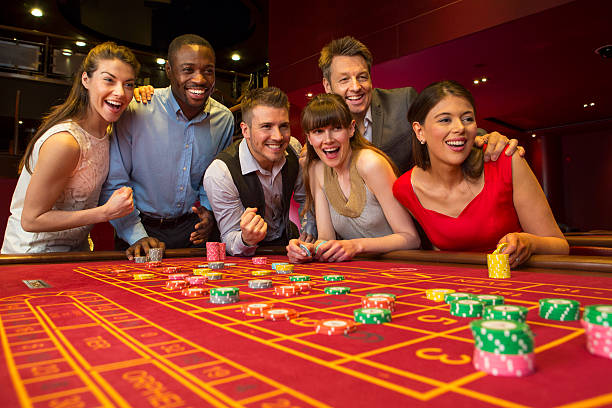 Prize Table interface showing live-dealer tables with player counts and bet limits on jutawantoto apk mobile app
